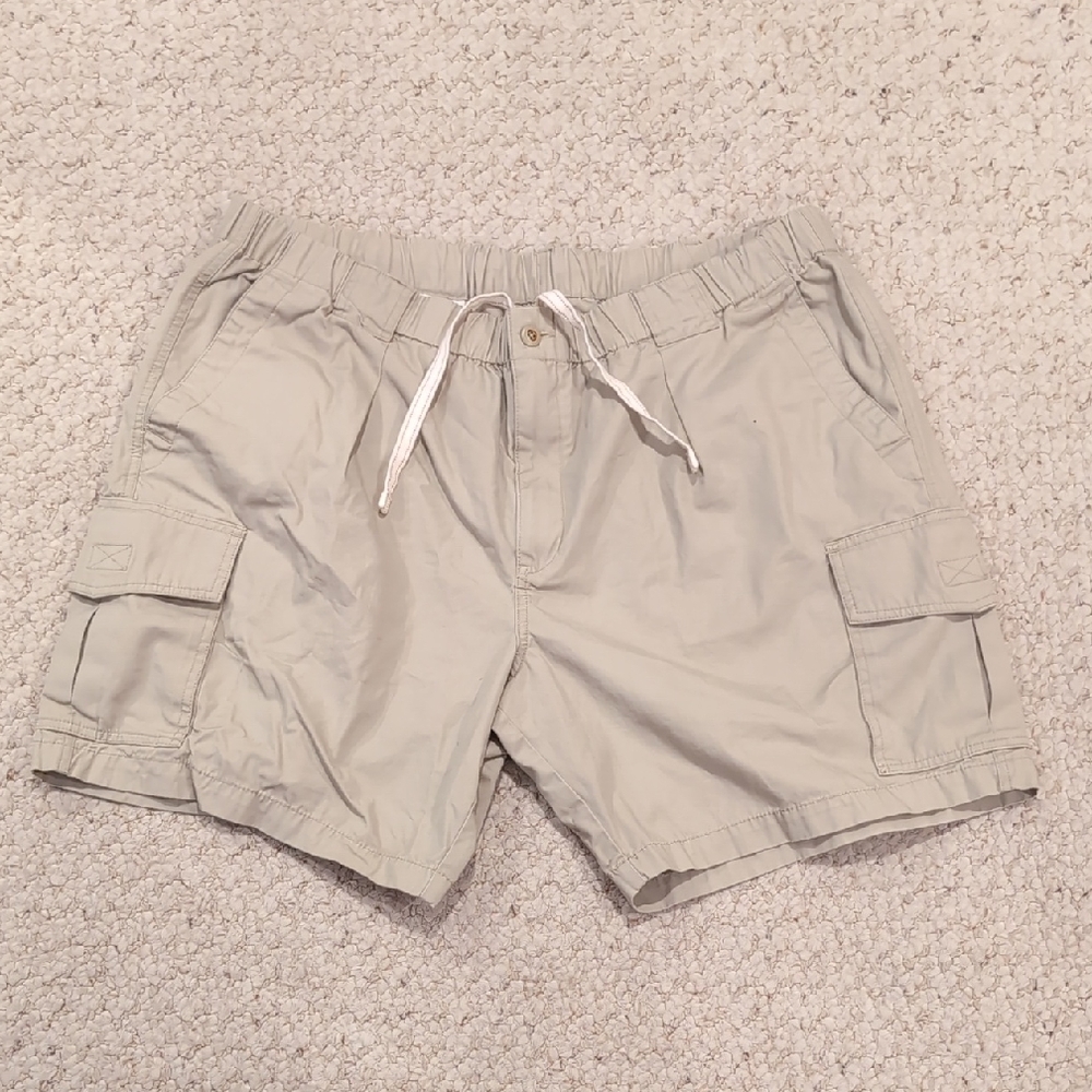 Tommy Bahama Light Tan Cargo Shorts XXL